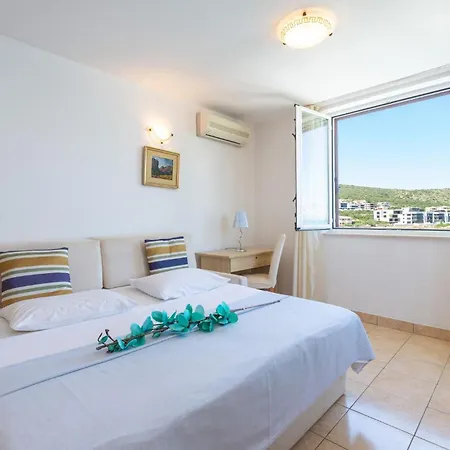 Awesome In With Wifi شقة *